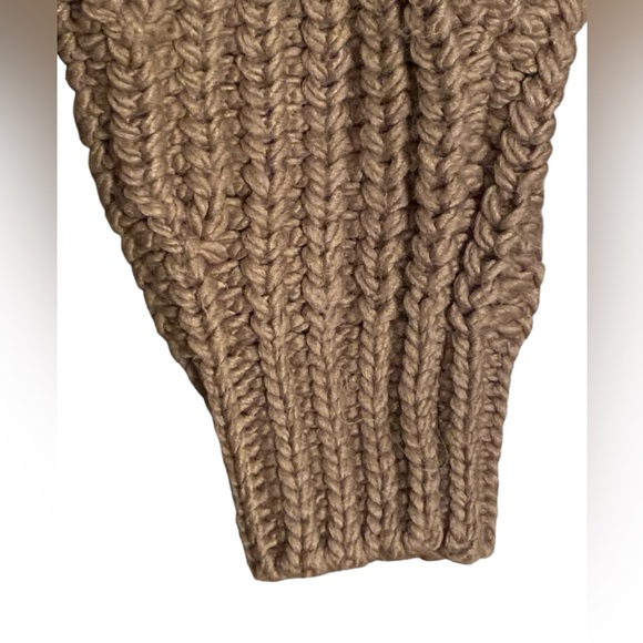 H&M Oversized Cropped Cable Knit Sweater M - Picture 5 of 10